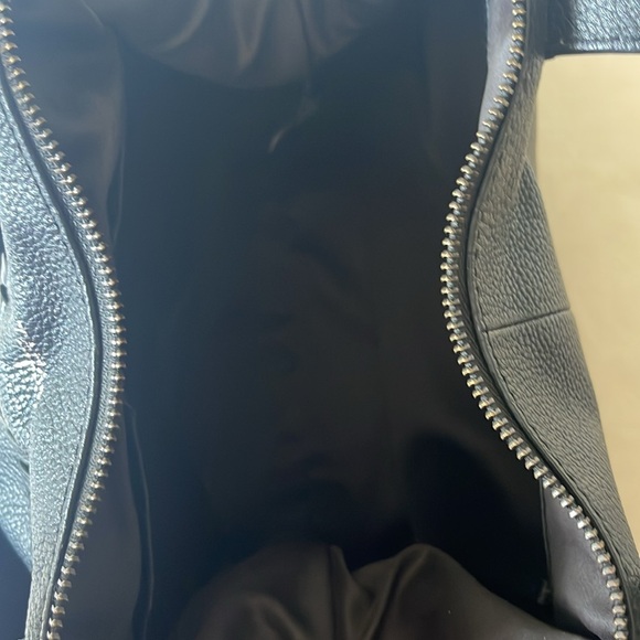 T Tahari "Skyler" Pebbled Leather Whipstitched Satchel w/ Removable Strap - Picture 9 of 15